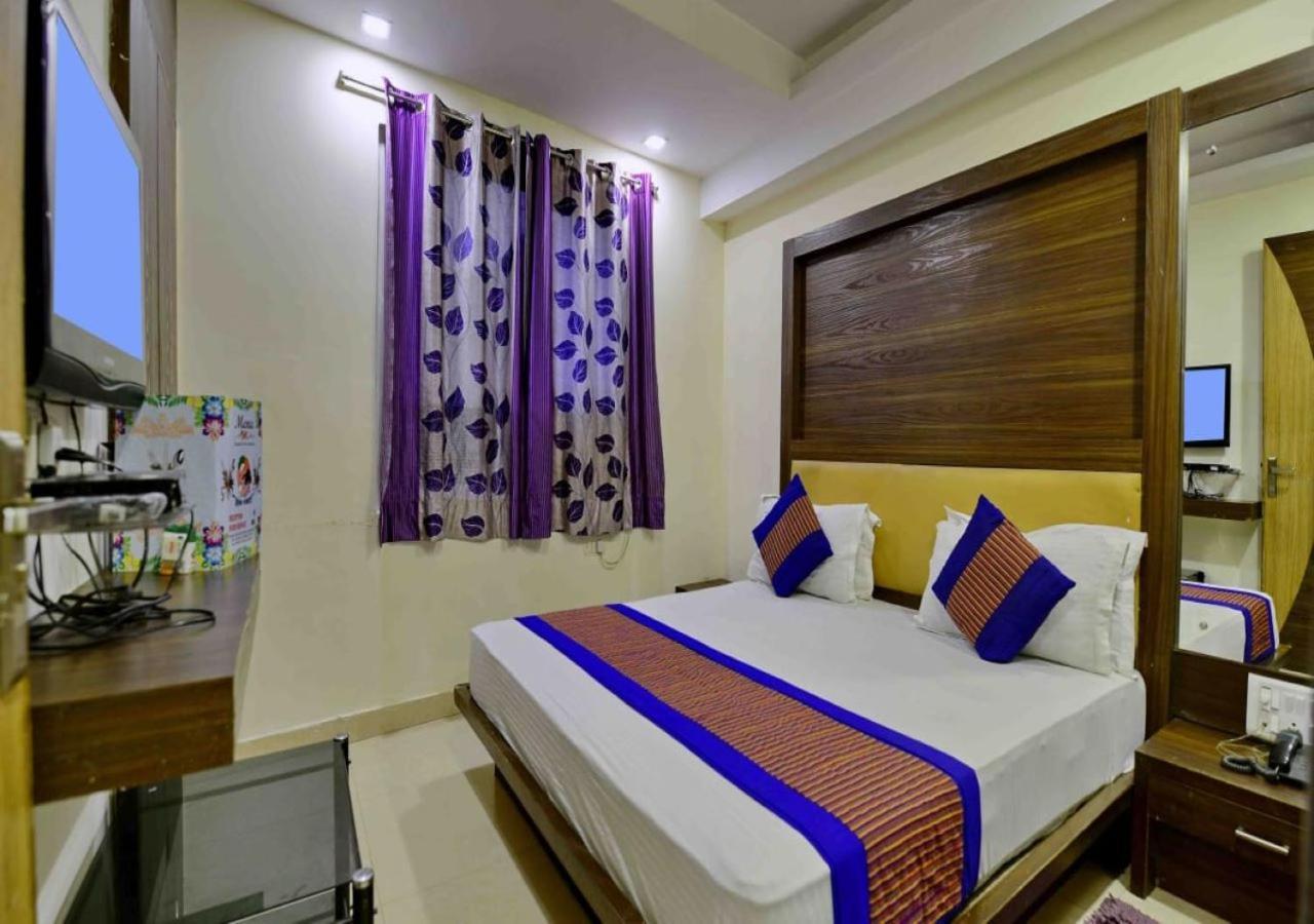 Hotel Perfect Spot- Main Bazar - Walking Metro Station New Delhi Ngoại thất bức ảnh