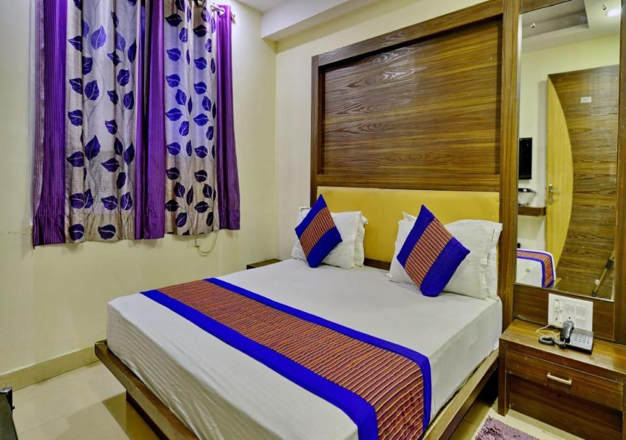 Hotel Perfect Spot- Main Bazar - Walking Metro Station New Delhi Ngoại thất bức ảnh