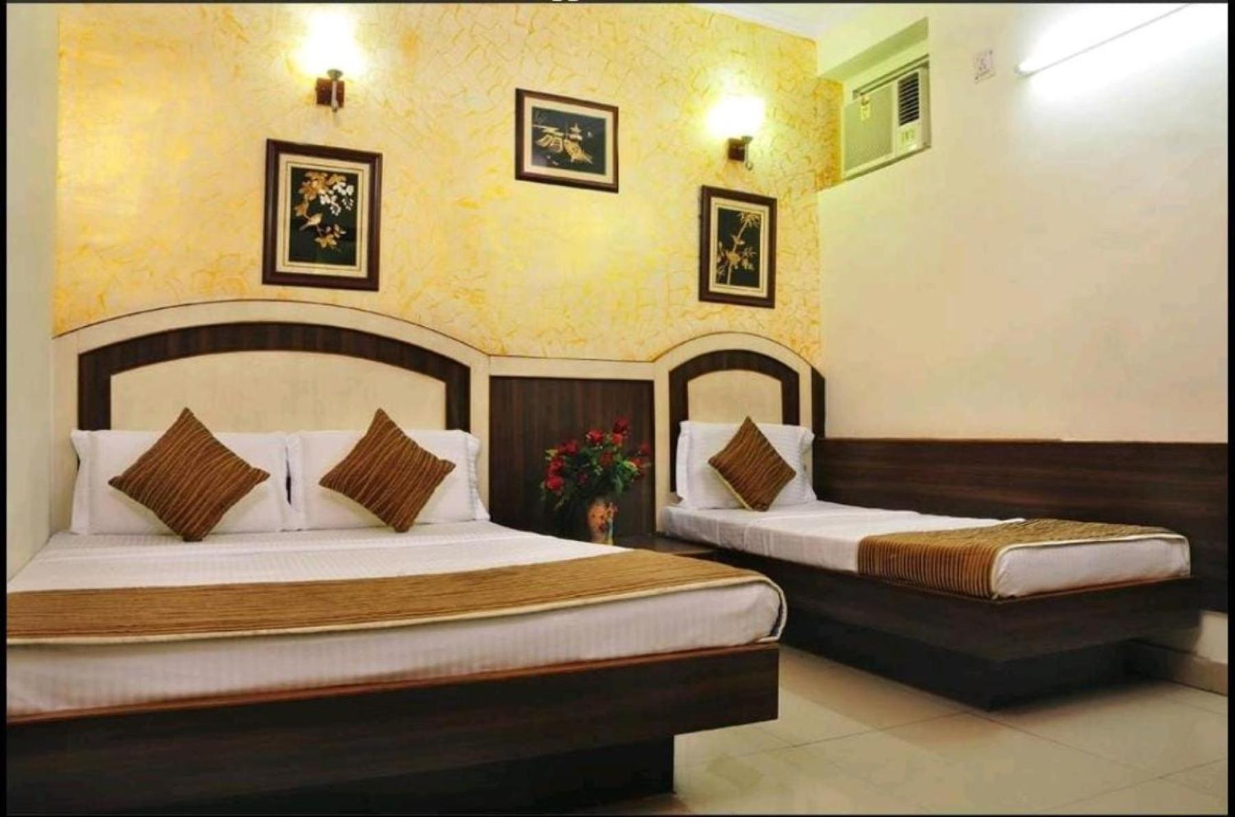 Hotel Perfect Spot- Main Bazar - Walking Metro Station New Delhi Ngoại thất bức ảnh